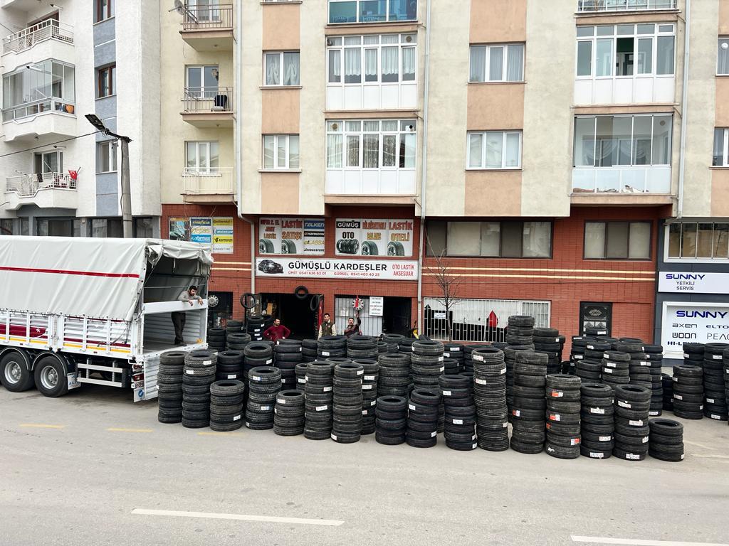 İş Makinesi Lastik Onarımı